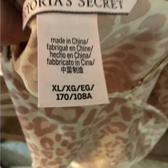 Victoria’s Secret satin Cami set. NWOT Size XL - Picture 7 of 7